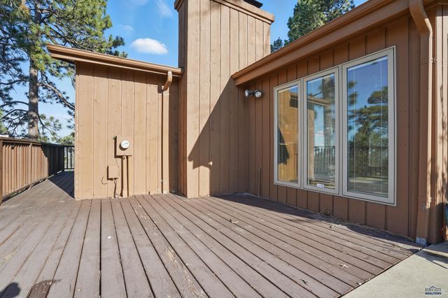 2105 PENDAR LN, Rapid City, SD 57701