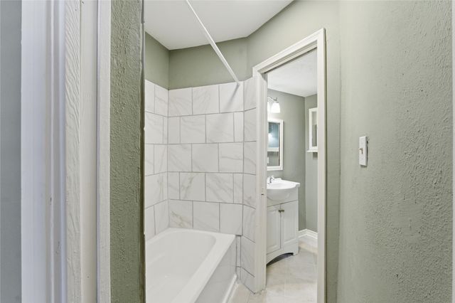 8321 Nairn Street, Houston, TX 77074