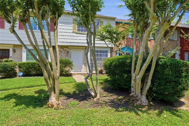 8321 Nairn Street, Houston, TX 77074