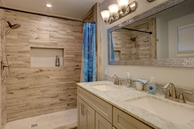 530 Apollo Road, Richardson, TX 75081