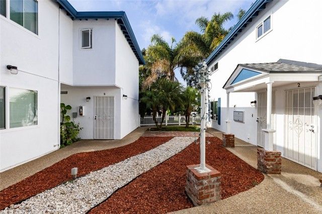 970 Valencia Street, Costa Mesa, CA 92626