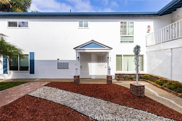 970 Valencia Street, Costa Mesa, CA 92626