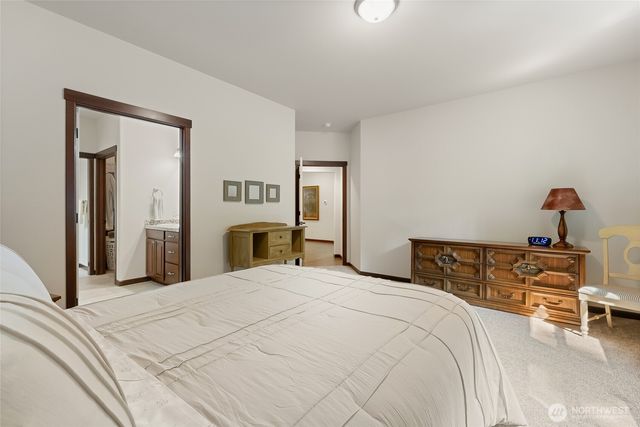726 Twin Brooks Drive, Mount Vernon, WA 98273