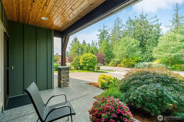 726 Twin Brooks Drive, Mount Vernon, WA 98273