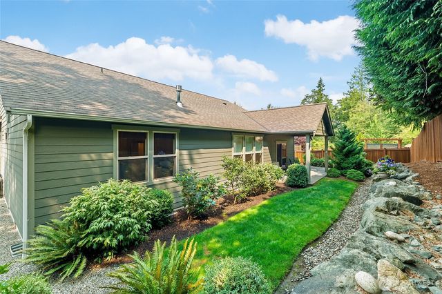 726 Twin Brooks Drive, Mount Vernon, WA 98273