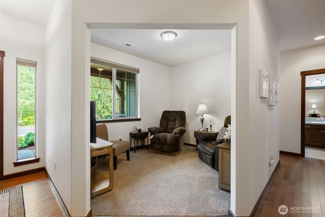 726 Twin Brooks Drive, Mount Vernon, WA 98273