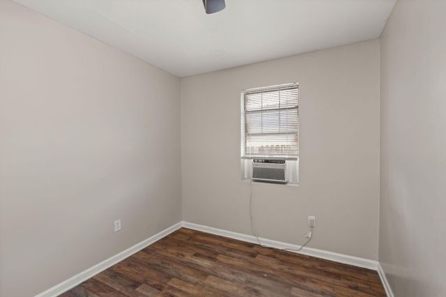 1820 Iris Street, North Charleston, SC 29405