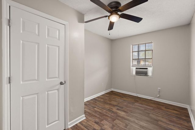 1820 Iris Street, North Charleston, SC 29405