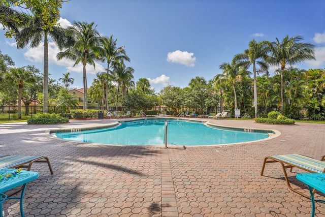 10300 Fox Trail Road S, Royal Palm Beach, FL 33411