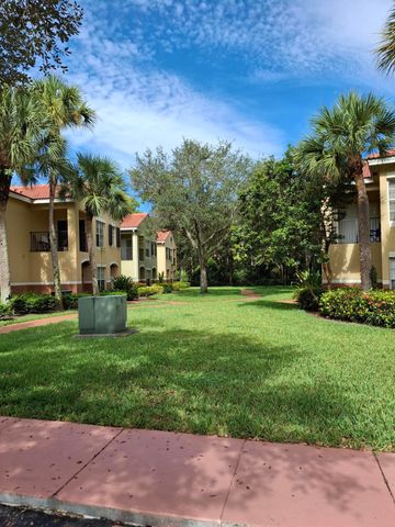 10300 Fox Trail Road S, Royal Palm Beach, FL 33411