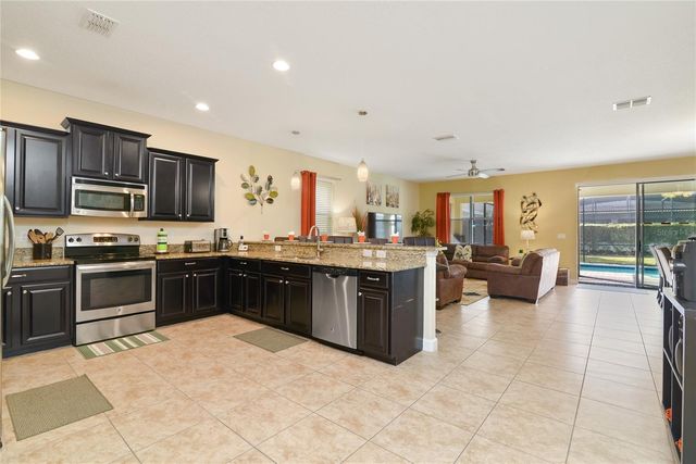 1462 MYRTLEWOOD STREET, Davenport, FL 33896