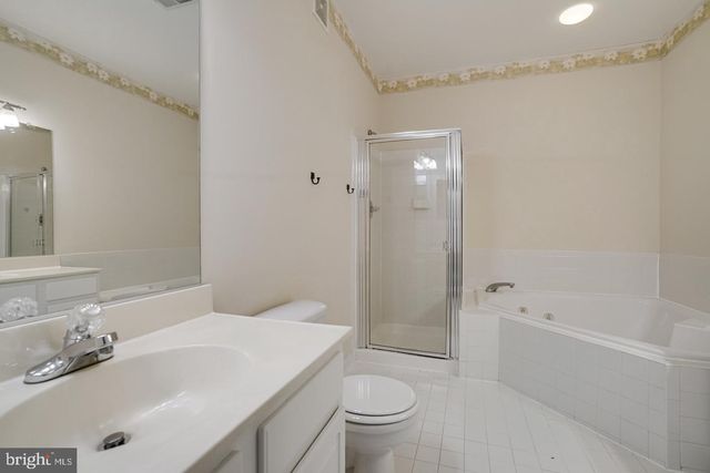 6490 TAYACK PL, Alexandria, VA 22312