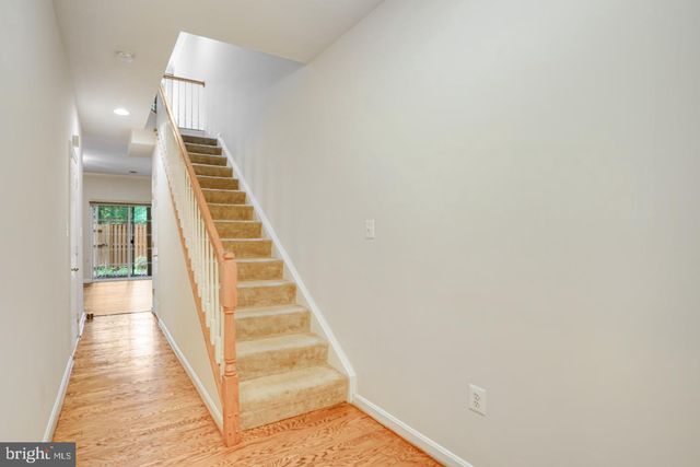 6490 TAYACK PL, Alexandria, VA 22312