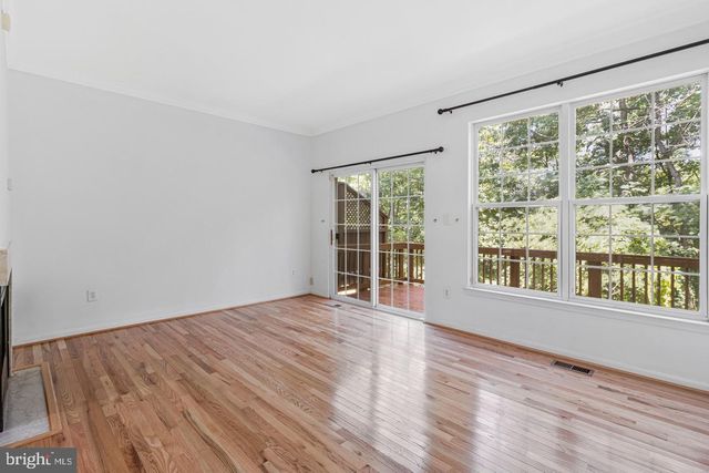 6490 TAYACK PL, Alexandria, VA 22312