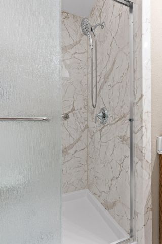 74 Flagstone Drive, Rossville, GA 30741