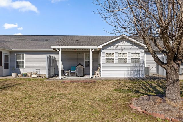 74 Flagstone Drive, Rossville, GA 30741