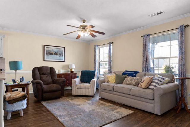 74 Flagstone Drive, Rossville, GA 30741