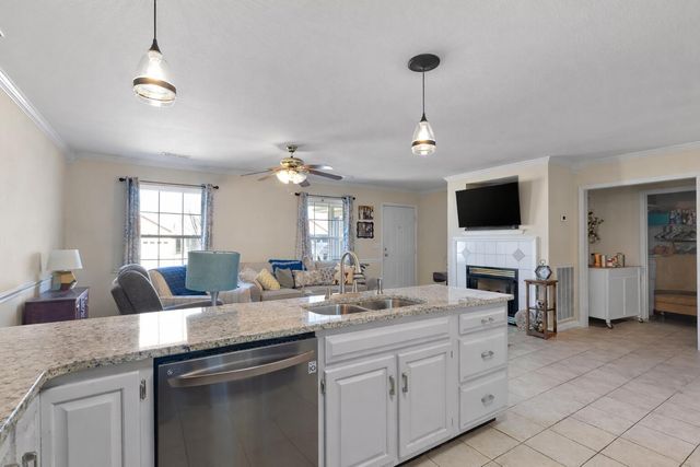 74 Flagstone Drive, Rossville, GA 30741