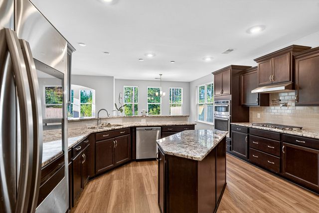 418 Rowley Lane, Summerville, SC 29486