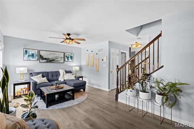 349 Shady Rock Lane, O'fallon, MO 63368