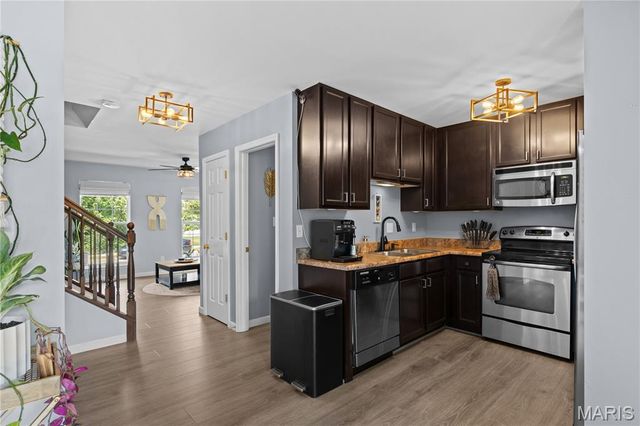 349 Shady Rock Lane, O'fallon, MO 63368