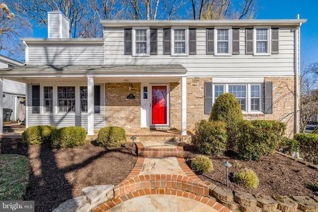 2015 FREEDOM LN, Falls Church, VA 22043