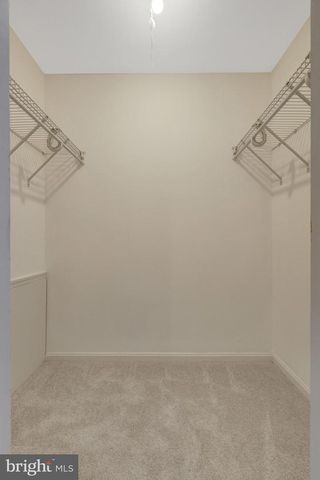 2015 FREEDOM LN, Falls Church, VA 22043