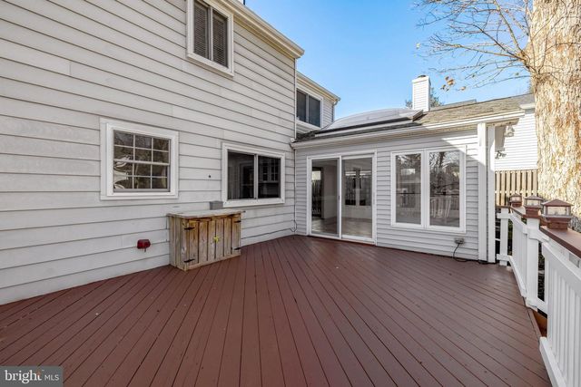 2015 FREEDOM LN, Falls Church, VA 22043