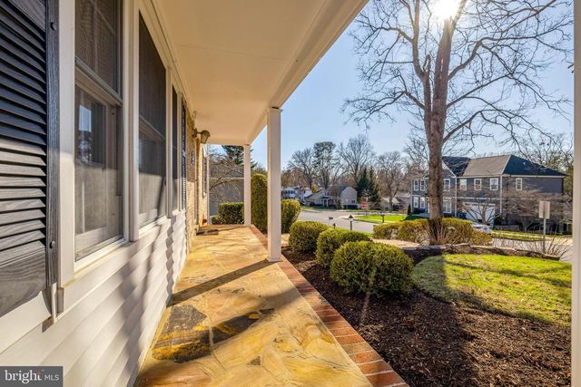 2015 FREEDOM LN, Falls Church, VA 22043