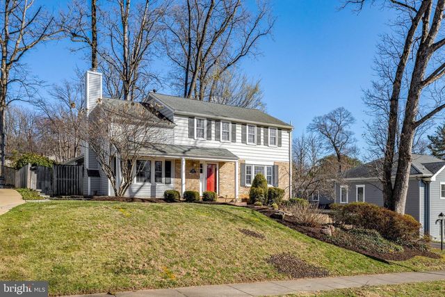 2015 FREEDOM LN, Falls Church, VA 22043