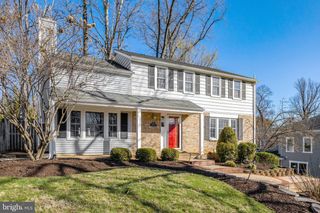 2015 FREEDOM LN, Falls Church, VA 22043