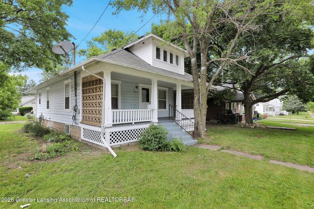 1624 W Willow Street, Lansing, MI 48915