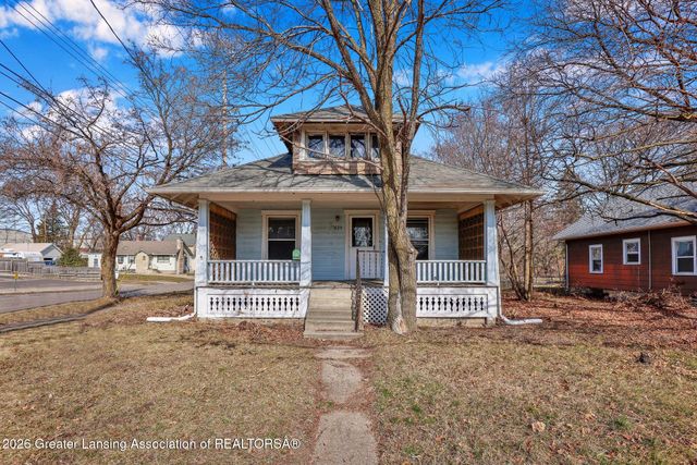 1624 W Willow Street, Lansing, MI 48915