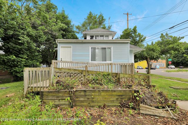 1624 W Willow Street, Lansing, MI 48915