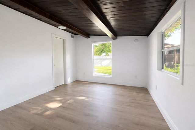 6580 10TH AVENUE TERRACE S, St Petersburg, FL 33707