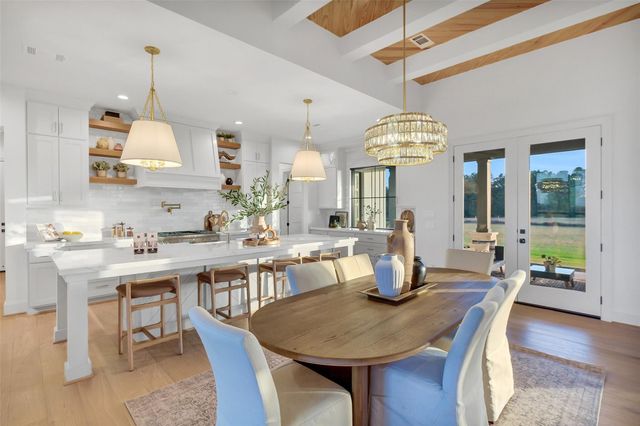 202 Astoria Avenue, Round Top, TX 78954