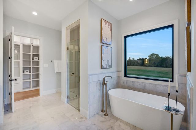 202 Astoria Avenue, Round Top, TX 78954