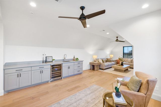 202 Astoria Avenue, Round Top, TX 78954