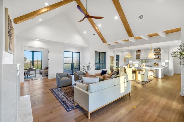 202 Astoria Avenue, Round Top, TX 78954