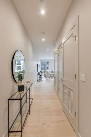 1317 N Western Avenue 203, Chicago, IL 60622