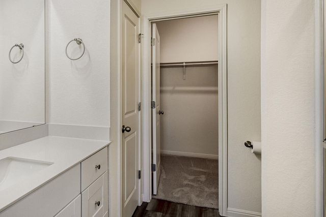 402 Gemsbok RD, Hutto, TX 78634