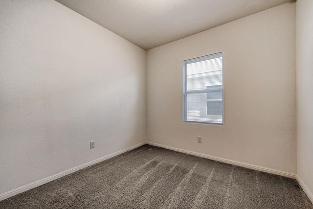 402 Gemsbok RD, Hutto, TX 78634