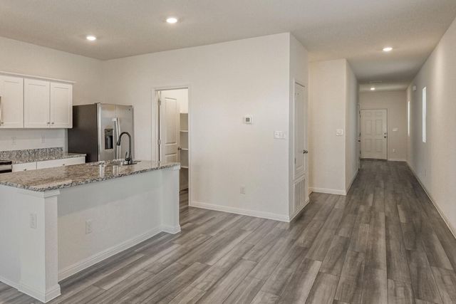 402 Gemsbok RD, Hutto, TX 78634