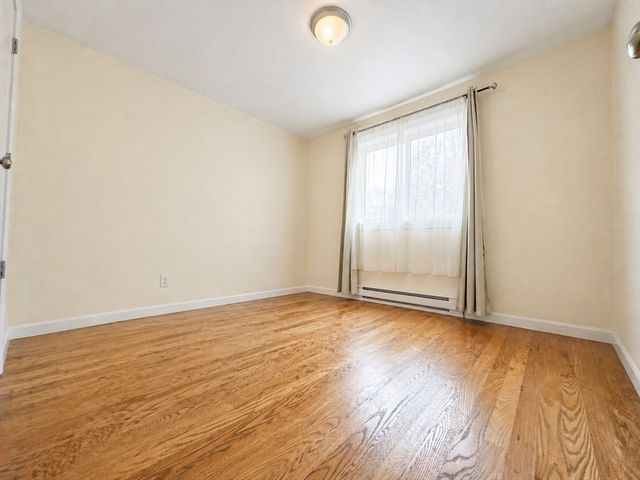 92 Sandwich Rd 4D, Bourne, MA 02532