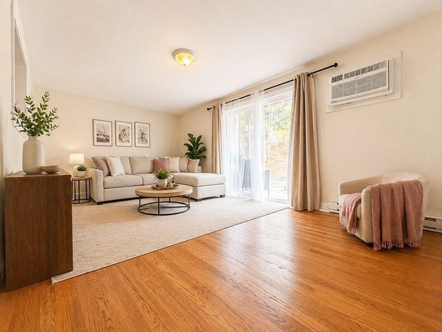 92 Sandwich Rd 4D, Bourne, MA 02532