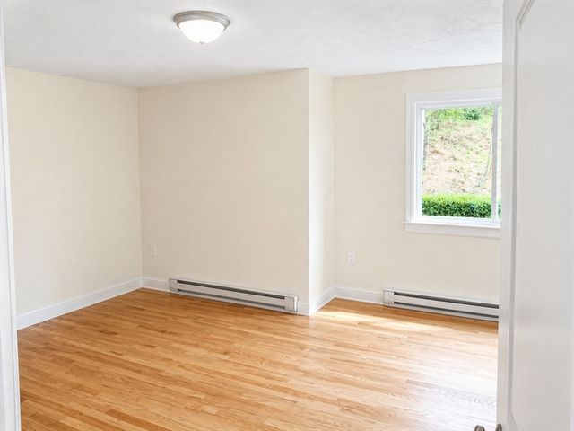 92 Sandwich Rd 4D, Bourne, MA 02532