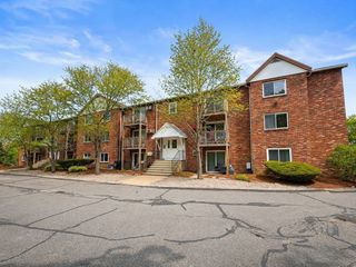 92 Sandwich Rd 4D, Bourne, MA 02532