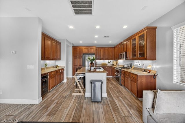 8328 Lambtin Quay Avenue, Las Vegas, NV 89131