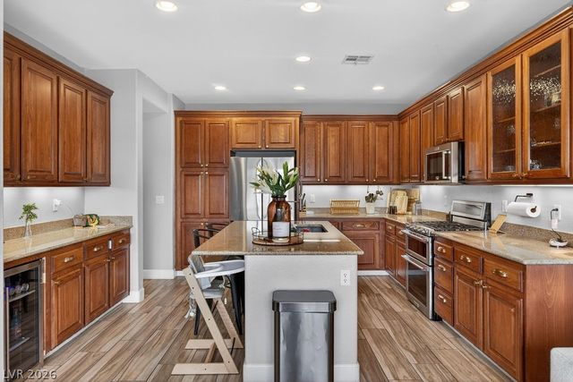 8328 Lambtin Quay Avenue, Las Vegas, NV 89131