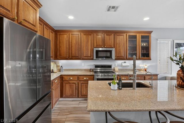 8328 Lambtin Quay Avenue, Las Vegas, NV 89131